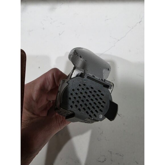 VTG The Pampered Chef Garlic Press #2575 w Cleaning Tool Grey Aluminum retired - Picture 4 of 4